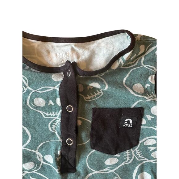 Rags to Riches Skull Romper Unisex Size 5/6 - Picture 3 of 4